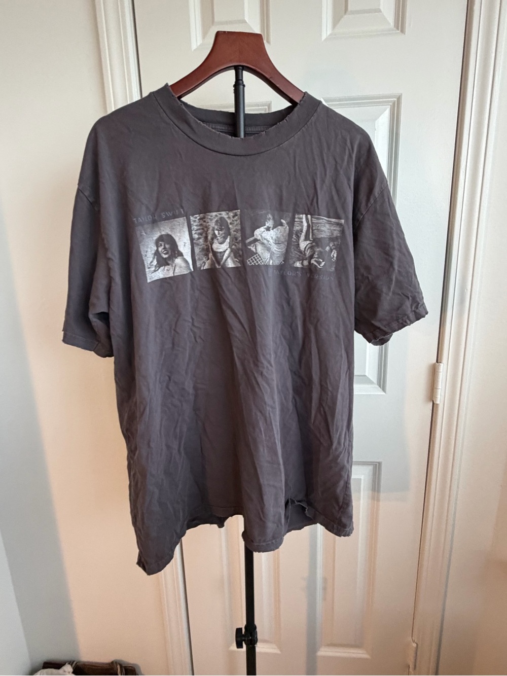 GRUNGE Official Taylor Swift 1989 Taylor’s Version Merch